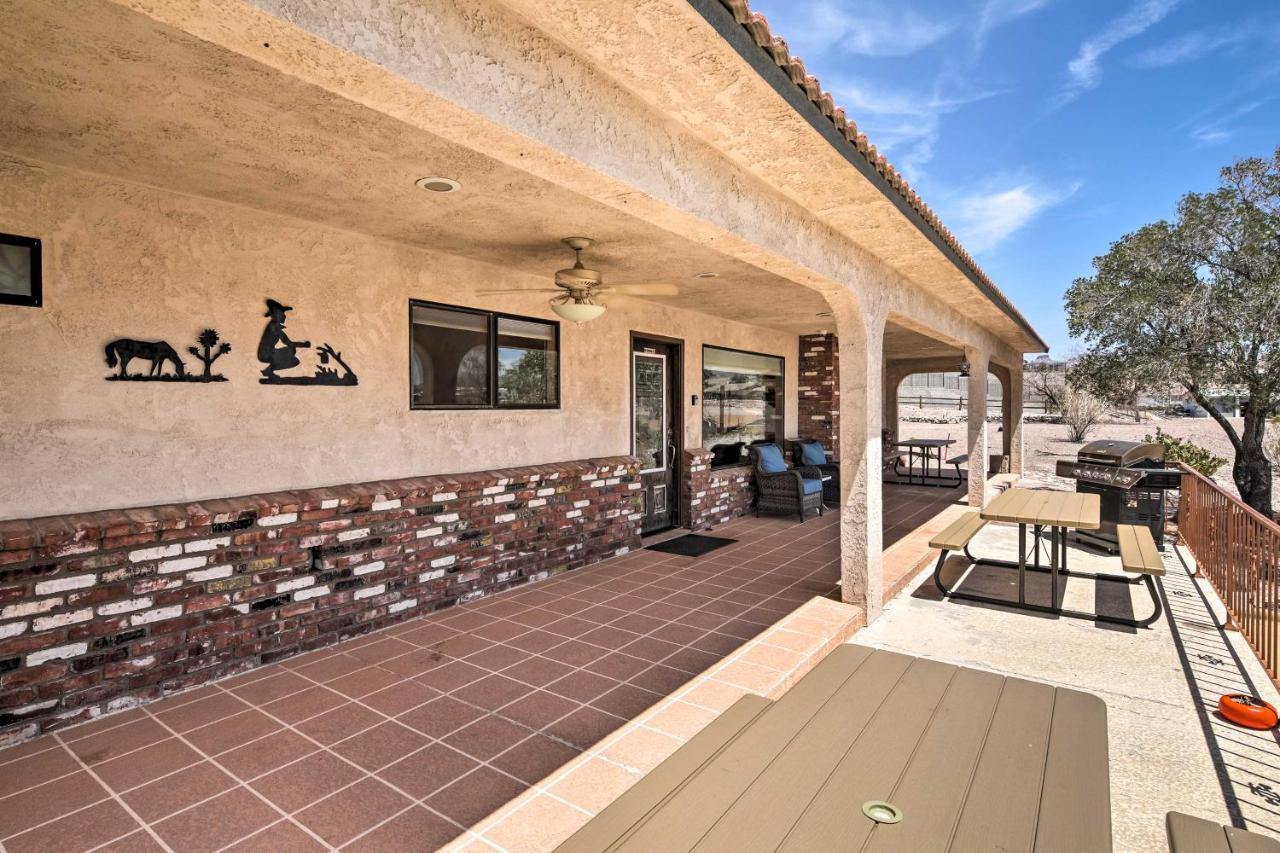 Bullhead City Home With Private Pool, Hot Tub And View Eksteriør billede